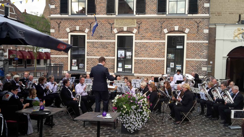 hattem2.jpeg hattem2.jpeg